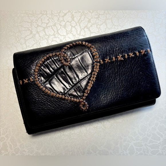 Brighton | ladies clutch wallet. - Picture 1 of 16